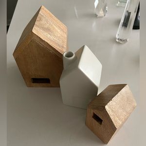 Hearth & Hand stoneware bud vase plus wooden nesting homes (2) set